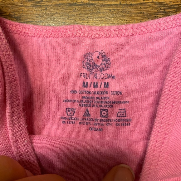 💜Plain pink tank💜 - Picture 2 of 3